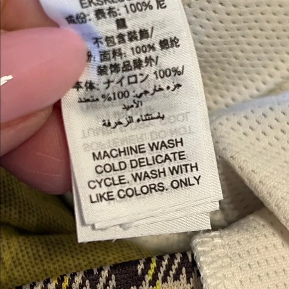 Tory Burch Tory Sport plaid Golf pants, yellow, size 4. NWOT - Picture 16 of 16